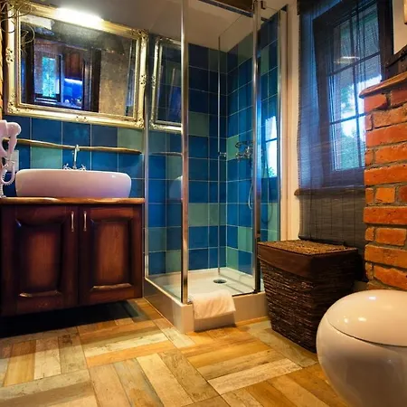 Dworek Krola Stanislawa - Chabrowy Lägenhet