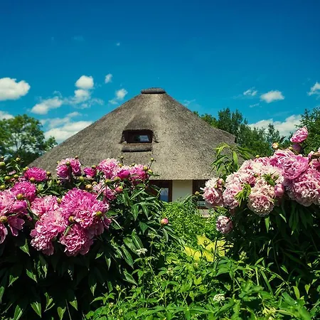 Dworek Krola Stanislawa - Chabrowy Lägenhet